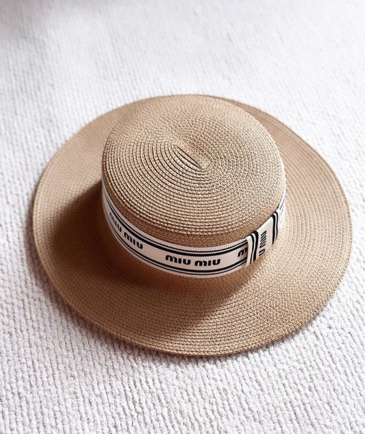 MU 미우미우 라피아햇 