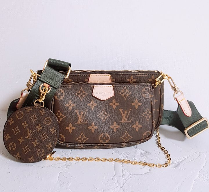 LV 루이비통 고급 멀티 포쉐트 악세수아 그린 1 