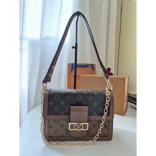 LV 루이비통 도핀백 미듐 