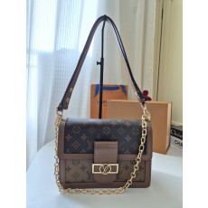 LV 루이비통 도핀백 미듐 