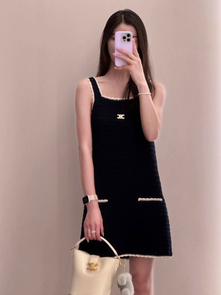 CL 셀린느 트리옹프 러플 니팅 원피스 - 수입 