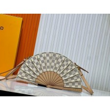 LV 루이비통 부채 크로스  