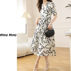 MU 미우미우 [M] 리본 원피스 