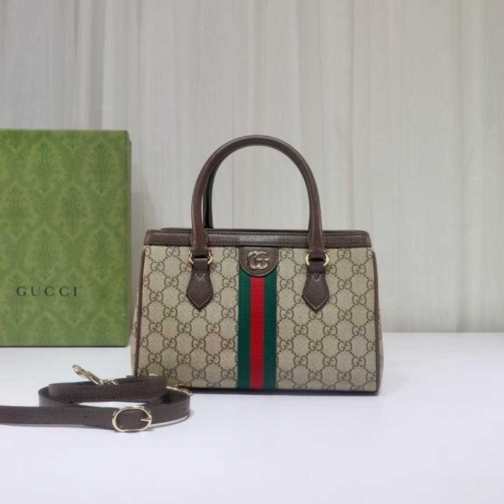 GC 구찌 신형사각토트 