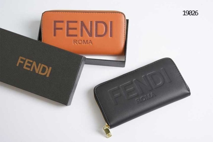 FD 펜디 로고 지퍼 장지갑