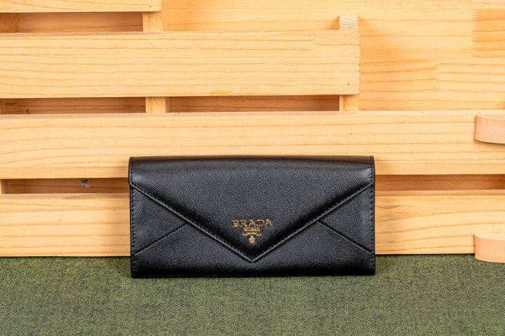 PD 프라다 비텔로 장지갑 