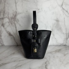 LV 루이비통 올인BB 