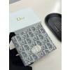 DO 디올 반 지갑 