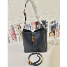 YS 생로랑 LE5A7 숄더백 