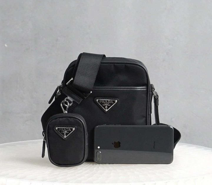 PD 프라다 미니 크로스 