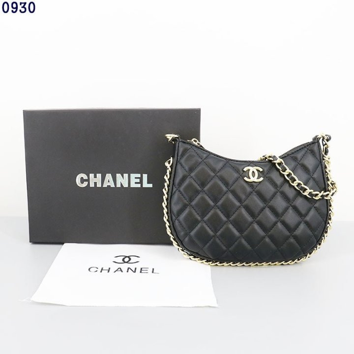 CN 샤넬 트렌디 램스킨 체인 어라운드 호보백