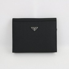 PD 프라다 사피아노 삼각로고 클러치