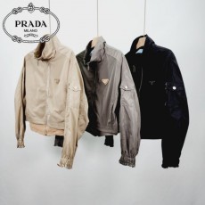 PD 프라다 시보리 밴딩 점퍼 