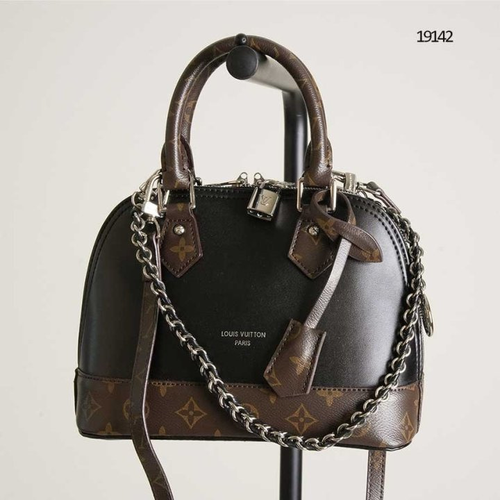 LV 루이비통 모노그램 알마 BB 블랙