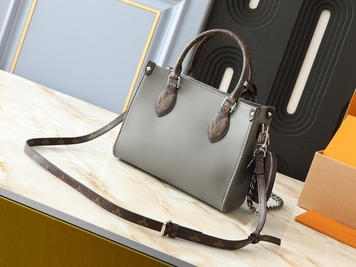 LV 루이비통 고급 온더고 pm 토트백 