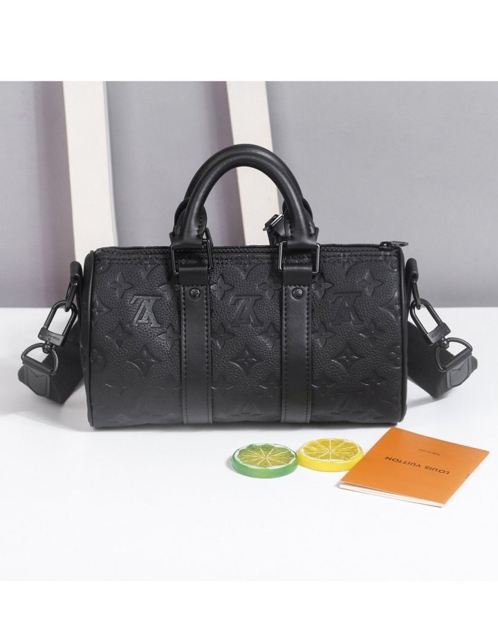 LV 루이비통 앙프 반둘리에 