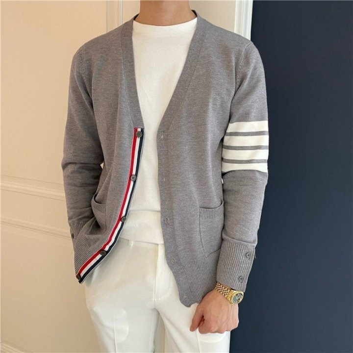 TB 톰브라운 옴므 뉴 기본 니트 가디건 