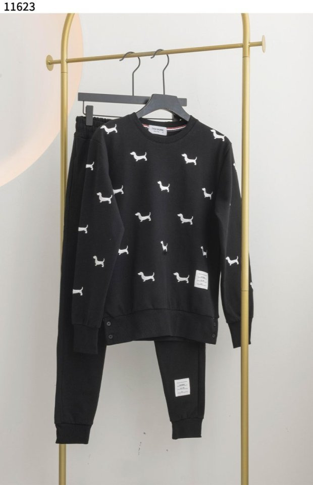 TB 톰브라운 헥터 긴팔 맨투맨 트레이닝 셋  