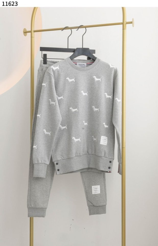 TB 톰브라운 헥터 긴팔 맨투맨 트레이닝 셋  