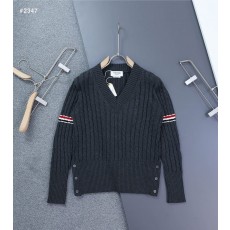 TB 톰브라운 밀라노 암밴드 케이블 V넥 니트 ? 