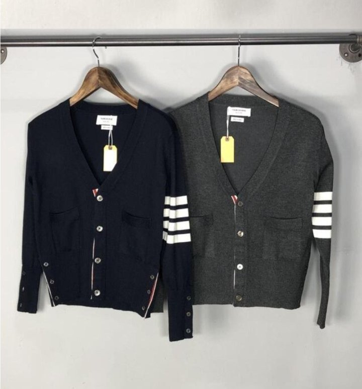 TB 톰브라운 사선완장 캐시미어 가디건 