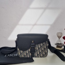 DO 디올 새들 스트랩 크로스백  