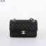 CN 샤넬 미디움 램스킨 & 골드 메탈 블랙