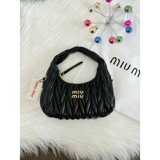 MU 미우미우 완더백 