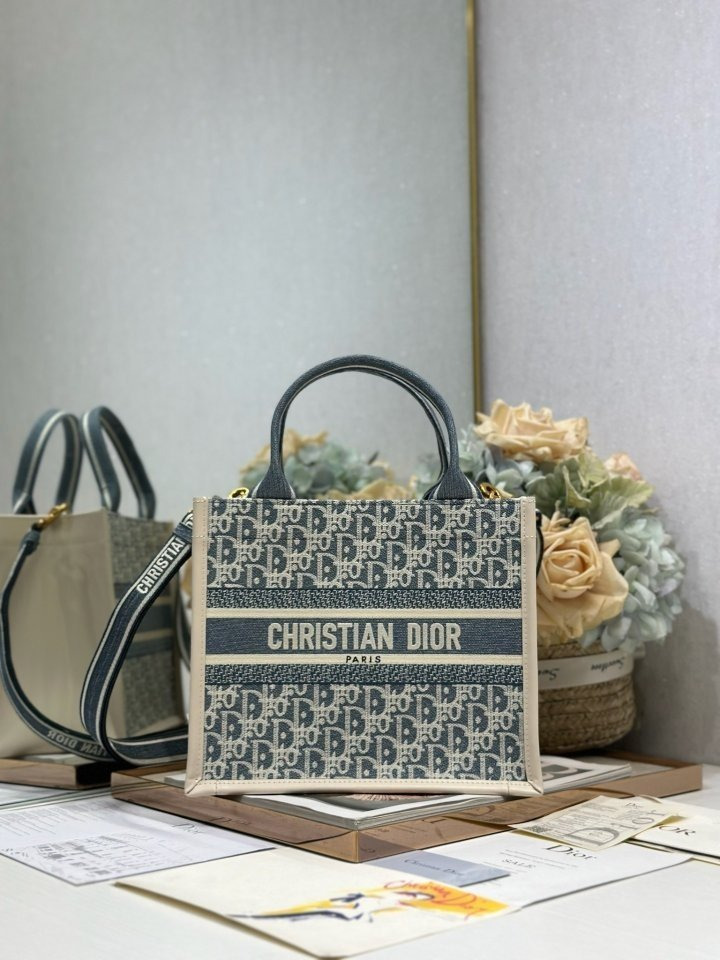 DO 디올 북토트 