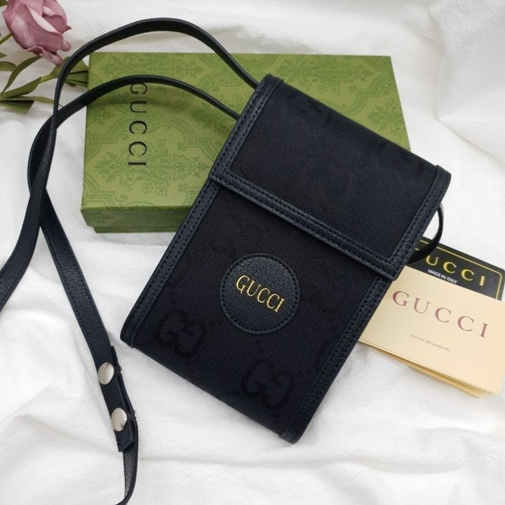 GC 구찌 오프더그리드 미니백 