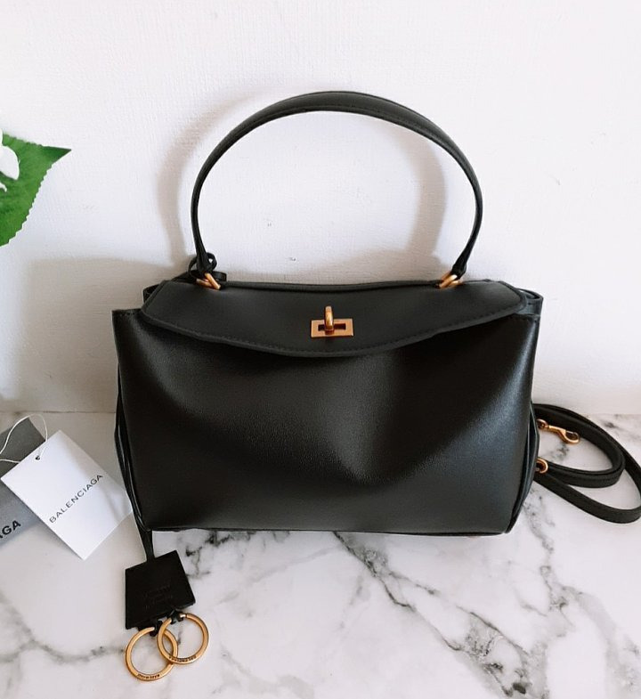 YS 생로랑[ 고급 ] 로데오 백 스몰 블랙 2 