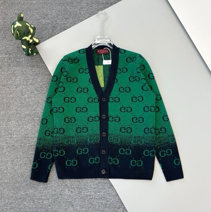 GC 구찌 GC 2649 그라디언트 자카드 가디건 