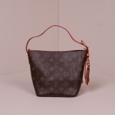 LV 루이비통 올 인 비비 모노그램 핸드백 