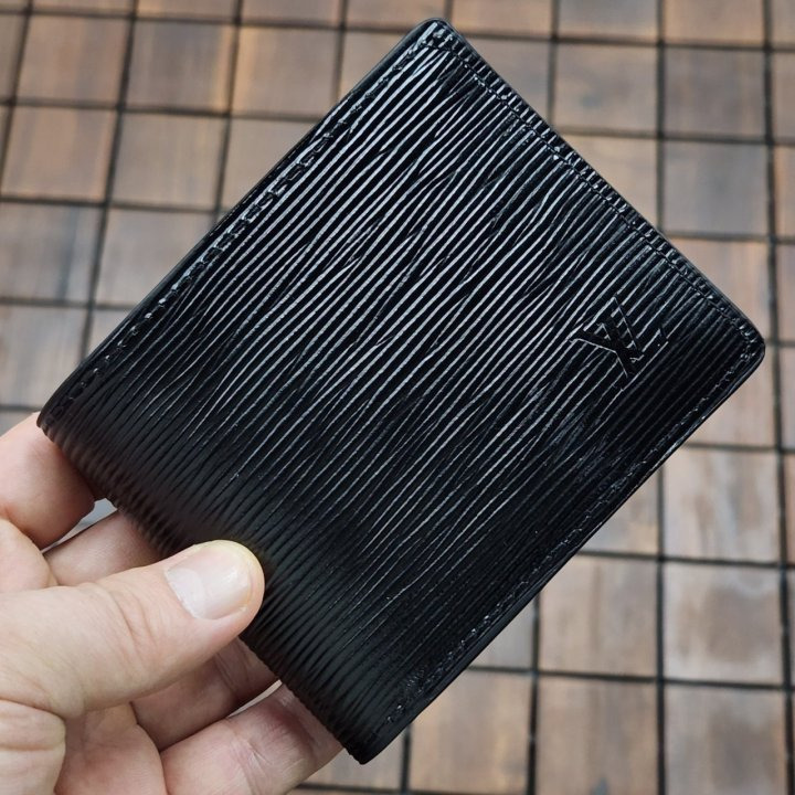 LV 루이비통 에삐 반지갑  