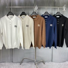 MU 미우미우 쓰리 버튼 카라니트