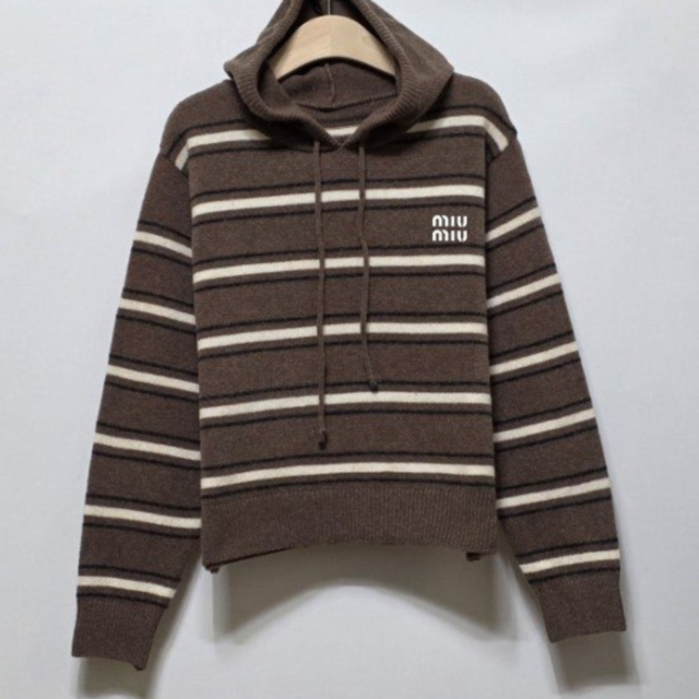 MU 미우미우 후드 로우 니트  
