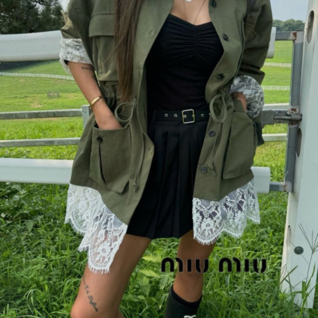 MU 미우미우 러플레이스야상 