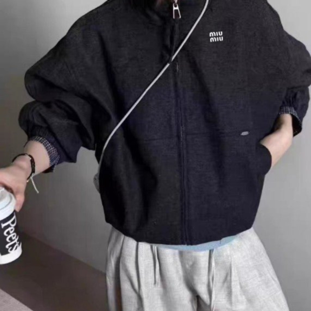 MU 미우미우 소매체크 자켓