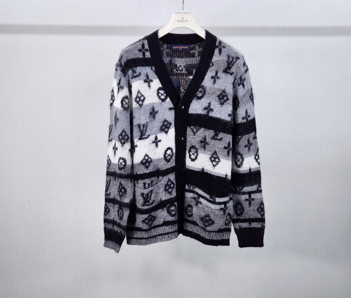 LV 루이비통 모헤어 울 가디건
