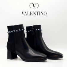 VT 발렌티노 여성 락 스터드 앵클 부츠