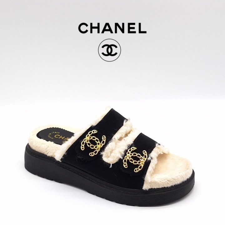 CN 샤넬 여성 스웨이드 CC 로고 샌들