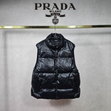 PD 프라다 P 유광 스트링 트웨이 패딩 베스트