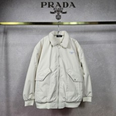 PD 프라다 A 카라양털 PK 항공 패딩