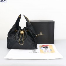 CN 샤넬 25백 미듐 숄더백 블랙 금장