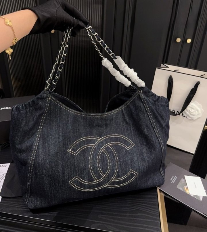 CN 샤넬 데님 카바스 숄더백 