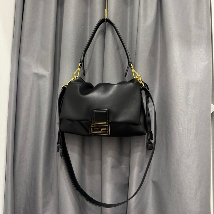 FD 펜디 맘마백 미디엄