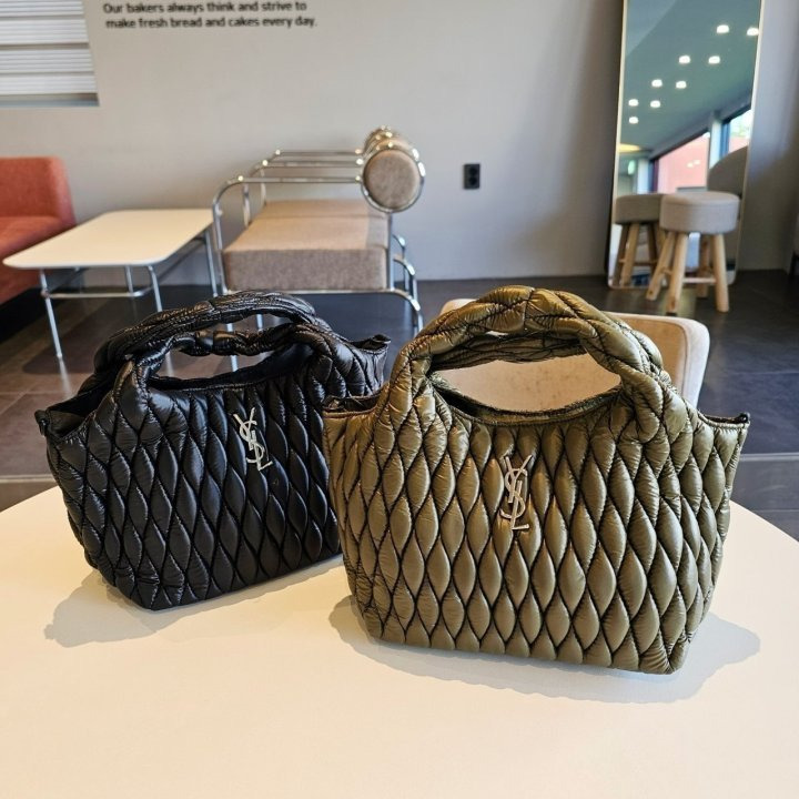 YS 생로랑 노랑토트