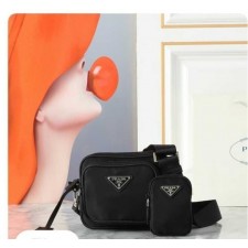 PD 프라다 카메라2종크로스 