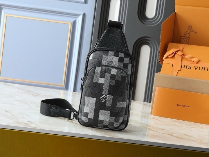 LV 루이비통 에비뉴 슬링백 PM 