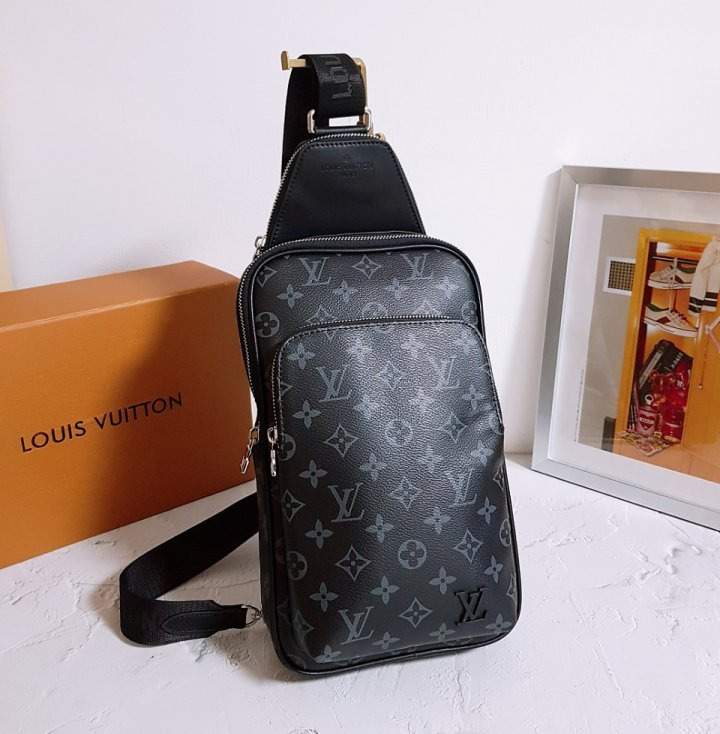 LV 루이비통 에비뉴 슬링백 크로스백